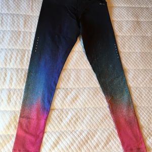 Nike women’s gradient tight
